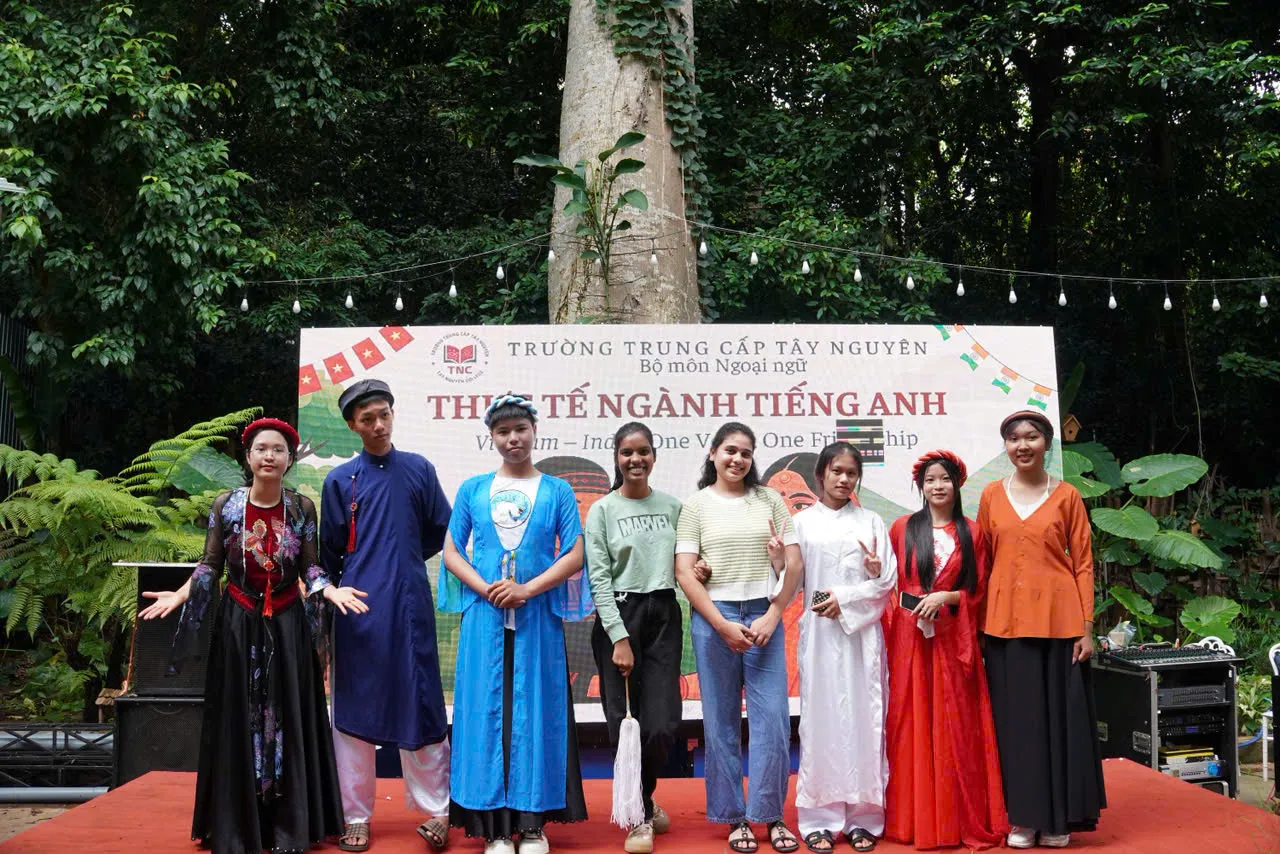 Indian students attending BMU student club orientation